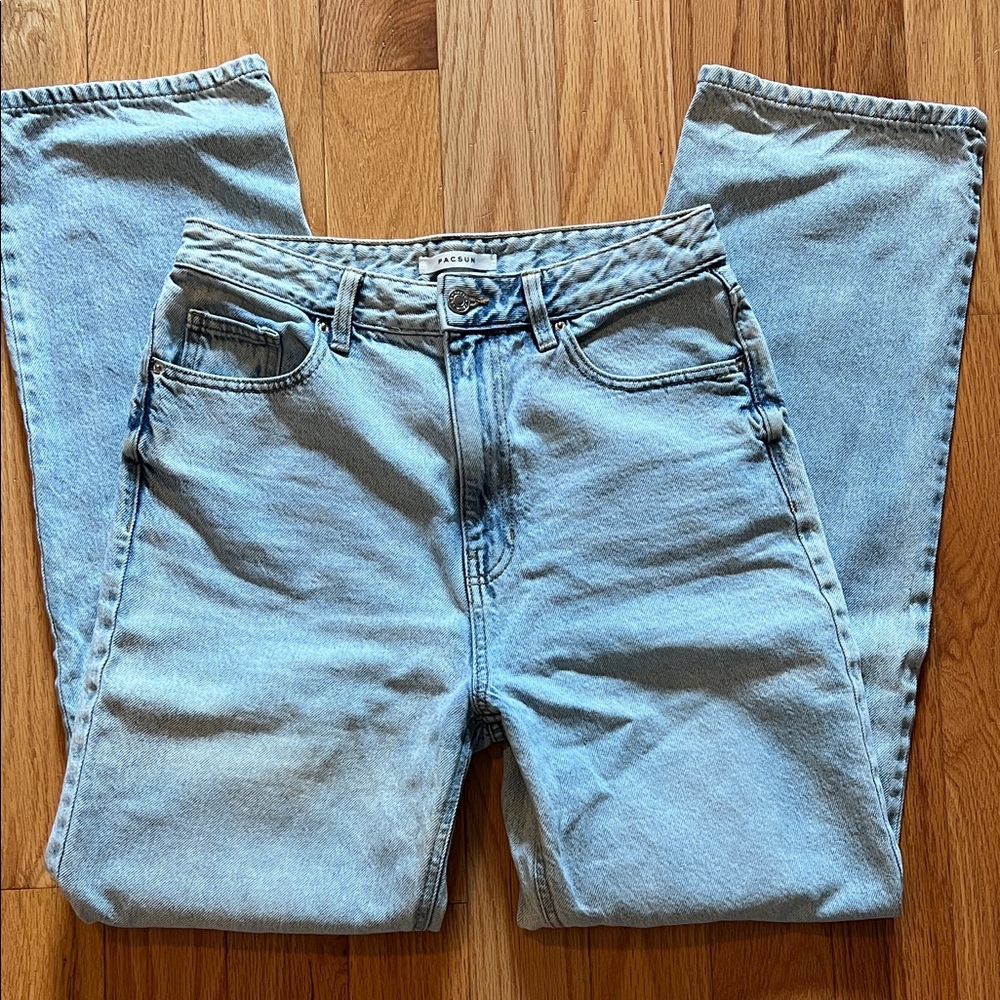 PacSun Light Wash Boyfriend Jeans